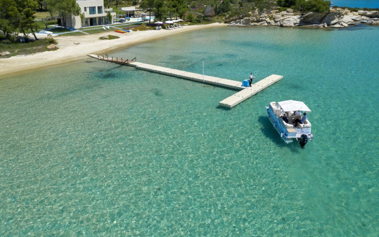 Lagoon, Diaporos Island